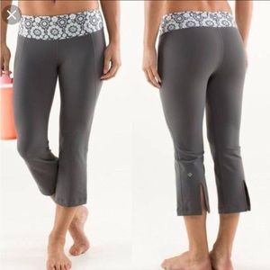 Lululemon Gather and Grow crop 2